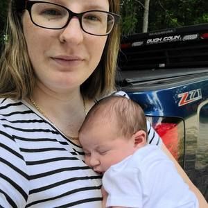 Meet your Posher, Kendra